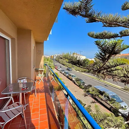 Sunny Terraced Flat In Center 科拉雷侯