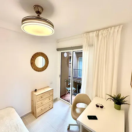 Sunny Terraced Flat In Center 科拉雷侯